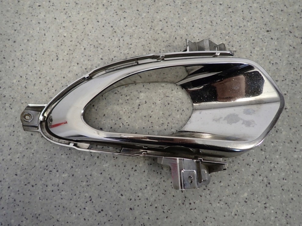 KIA CEED II 12- 15 KRATKA HALOGENU PRZEDNIA PRAWA 1/7