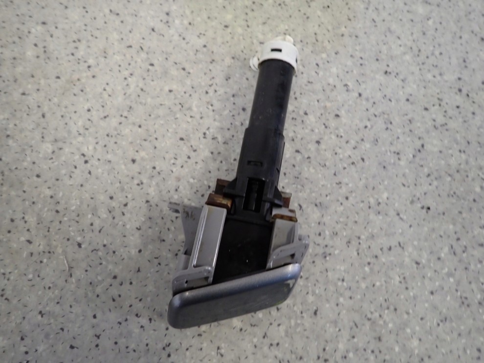 MITSUBISHI ASX 10-16 SPRYSKIWACZ REFLEKTORA PRZEDNI PRAWY U17A 3/5