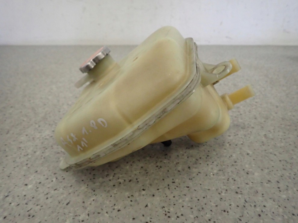 MITSUBISHI ASX 1.8 DID 10- ZBIORNICZEK WYRÓWNAWCZY 3/6