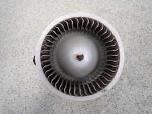 KIA CEED II 12-17 WENTYLATOR NAGRZEWNICY DMUCHAWA 1/5 MINIATURA