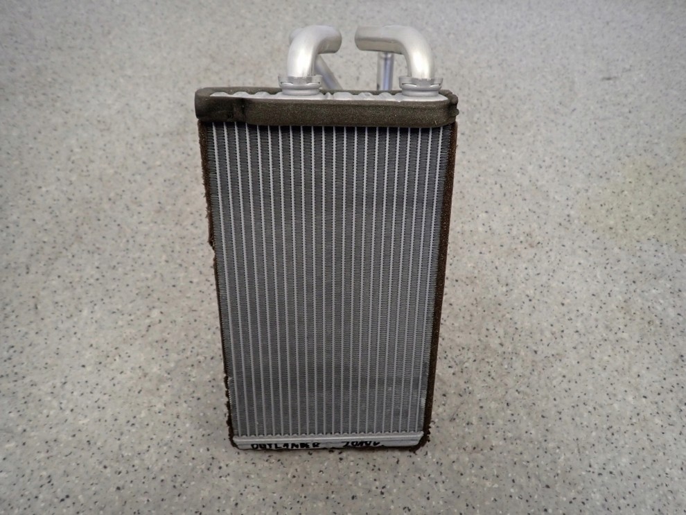 MITSUBISHI OUTLANDER II 07-12 NAGRZEWNICA 3/6