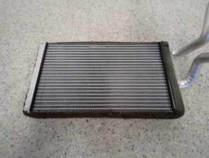 MITSUBISHI OUTLANDER II 07-12 NAGRZEWNICA 6/6 MINIATURA