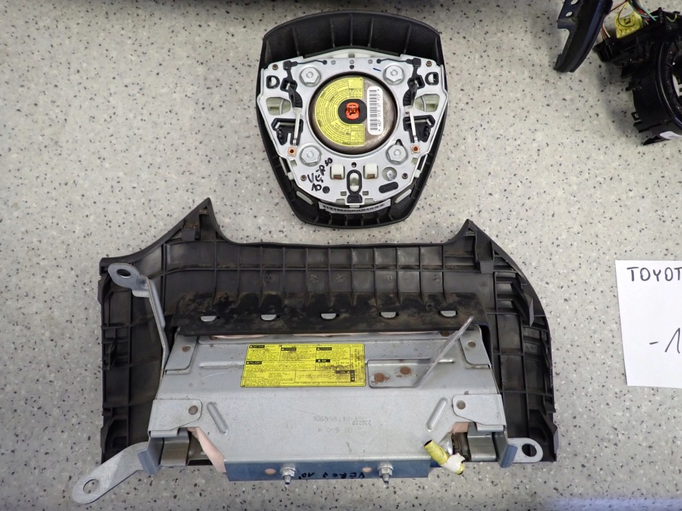 TOYOTA VERSO 09-13 PODUSZKI POWIETRZNE DESKA ROZDZIELCZA SRSY ZESTAW 5/16