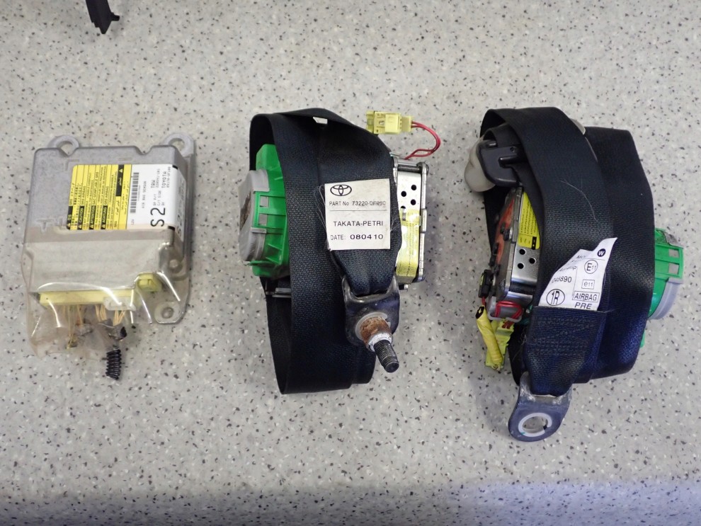 TOYOTA VERSO 09-13 PODUSZKI POWIETRZNE DESKA ROZDZIELCZA SRSY ZESTAW 8/16