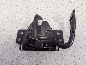 HYUNDAI i40 KOMBI 11-15 ZAMEK MASKI