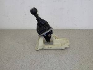 FIAT SEDICI SUZUKI SX4 06-1.9 DDIS LEWAREK GAŁKA DŹWIGNIA ZMIANY BIEGÓW