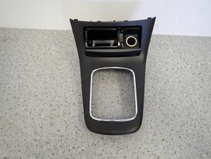 TOYOTA AVENSIS T25 06-08 POPIELNICZKA RAMKA KONSOLKA 4/9 MINIATURA