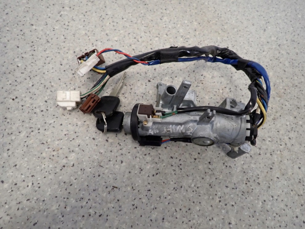 SUZUKI SWIFT 96- STACYJKA KLUCZYK 2/6