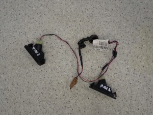 NISSAN ALMERA TINO 00- LAMPKI OŚWIETLENIA TABLICY REJESTRACYJNEJ 2/6 MINIATURA