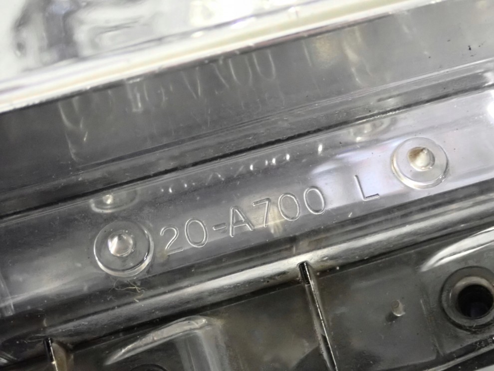 SUZUKI SWIFT 05-09 REFLEKTOR LEWY LAMPA PRZEDNIA LEWA 8/9