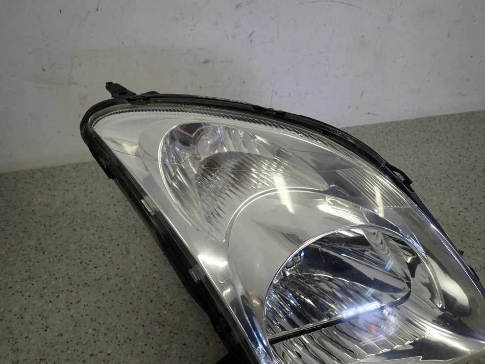 SUZUKI SWIFT 05-09 REFLEKTOR PRAWY LAMPA PRZEDNIA PRAWA 4/9