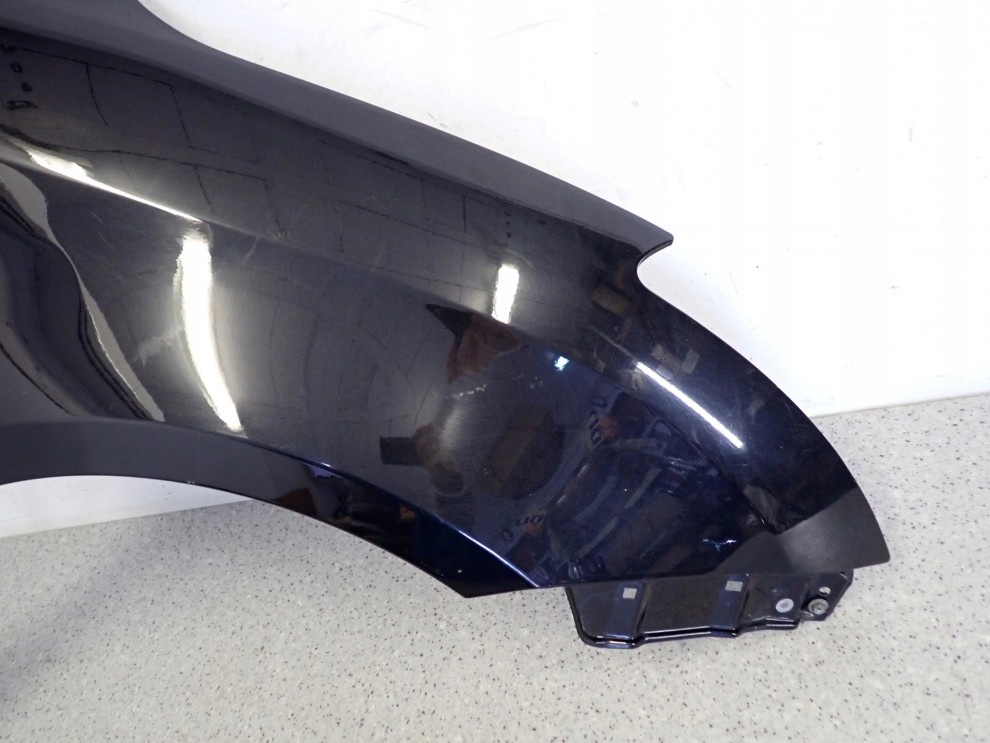 SUZUKI SWIFT MK6 05-09 BŁOTNIK PRZEDNI PRAWY ZCE 5/13