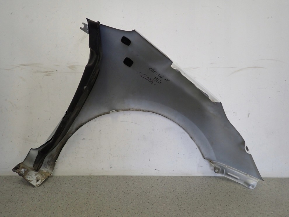 KIA CEED II 12-17 BŁOTNIK PRZEDNI LEWY HW 9/9