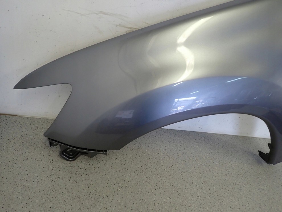 MITSUBISHI ASX 10- BŁOTNIK PRZEDNI LEWY U17A 2/12