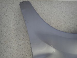 MITSUBISHI ASX 10- BŁOTNIK PRZEDNI LEWY U17A 10/12 MINIATURA