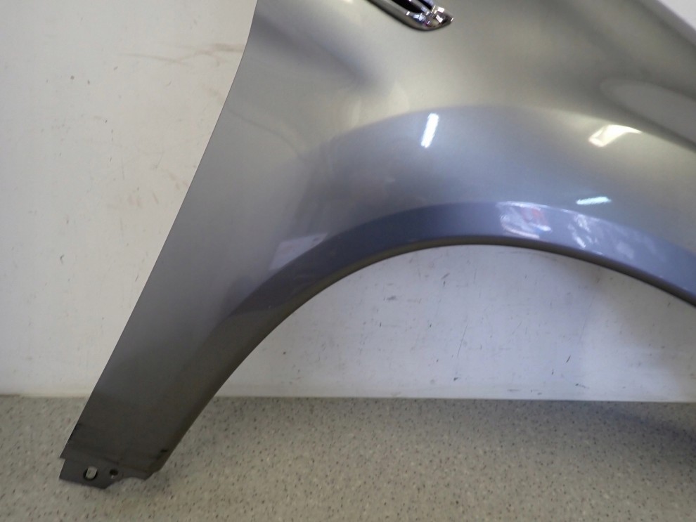 MITSUBISHI ASX 10- BŁOTNIK PRZEDNI PRAWY U17A 3/10