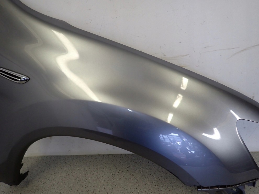 MITSUBISHI ASX 10- BŁOTNIK PRZEDNI PRAWY U17A 5/10