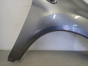 MITSUBISHI ASX 10- BŁOTNIK PRZEDNI PRAWY U17A 3/10 MINIATURA