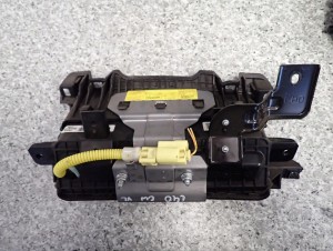 HYUNDAI i40 11-15 PODUSZKI POWIETRZNE SRS 12/16 MINIATURA