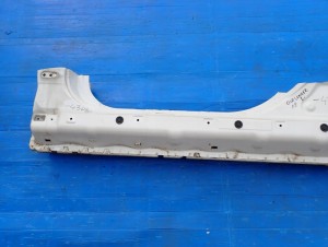 MITSUBISHI OUTLANDER II 06-12 PRÓG LEWY W13 2/13 MINIATURA