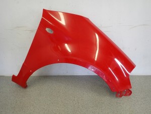 SUZUKI SX4 06-12 BŁOTNIK PRZEDNI PRAWY ZCF 2/11 MINIATURA