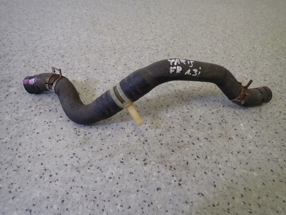 TOYOTA YARIS I 99-05 KRÓCIEC TRÓJNIK PRZEWÓD NAGRZEWNICY 1/4