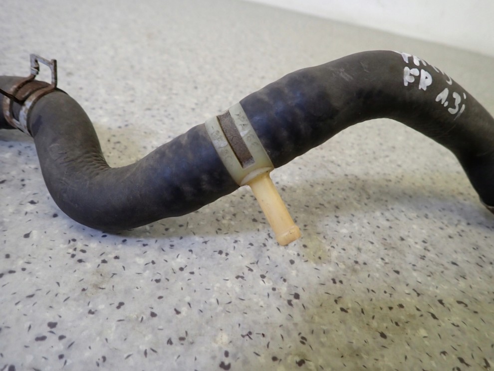 TOYOTA YARIS I 99-05 KRÓCIEC TRÓJNIK PRZEWÓD NAGRZEWNICY 2/4