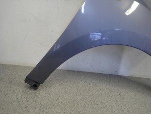 TOYOTA VERSO 09-13 BŁOTNIK PRZEDNI PRAWY 8T4 8/11 MINIATURA