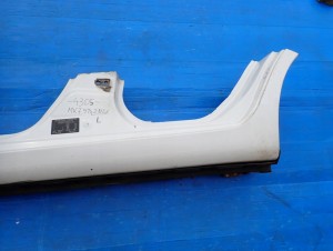 SUZUKI SWIFT MK7 5d 10- MK7 PRÓG LEWY ZNL 3/8 MINIATURA