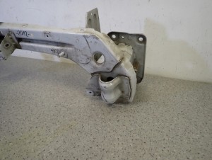 MITSUBISHI OUTLANDER II 10-12 BELKA ZDERZAKA PRZÓD WZMOCNIENIE 2/10 MINIATURA