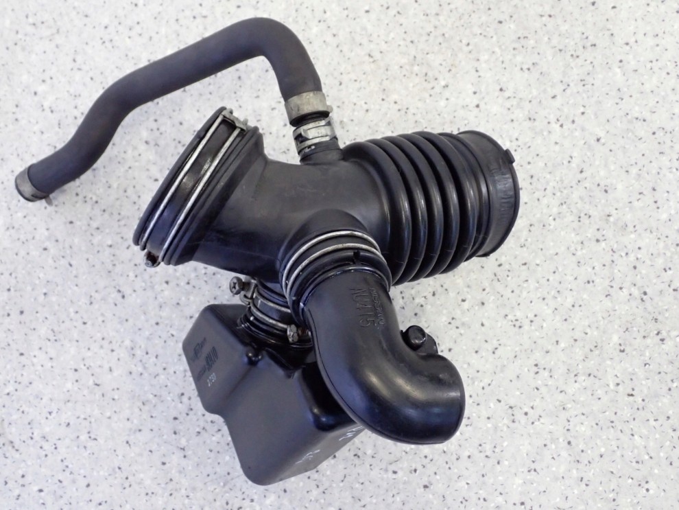 NISSAN PRIMERA P12 02-07 2,0 i RURA POWIETRZA AU410 2/7