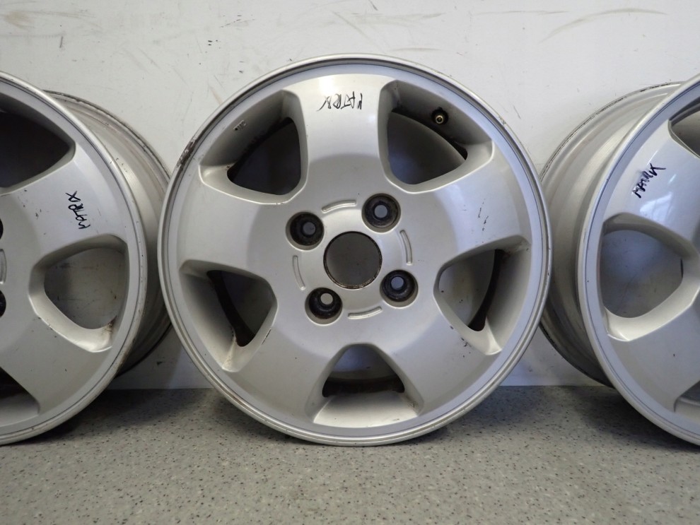 HYUNDAI MATRIX 02-10 FELGI ALUMINIOWE ALUFELGI 4/8