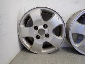 HYUNDAI MATRIX 02-10 FELGI ALUMINIOWE ALUFELGI 2/8 MINIATURA