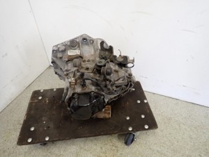 SUZUKI SWIFT 05-09 1,3i SKRZYNIA BIEGÓW MANUALNA 5/6 MINIATURA