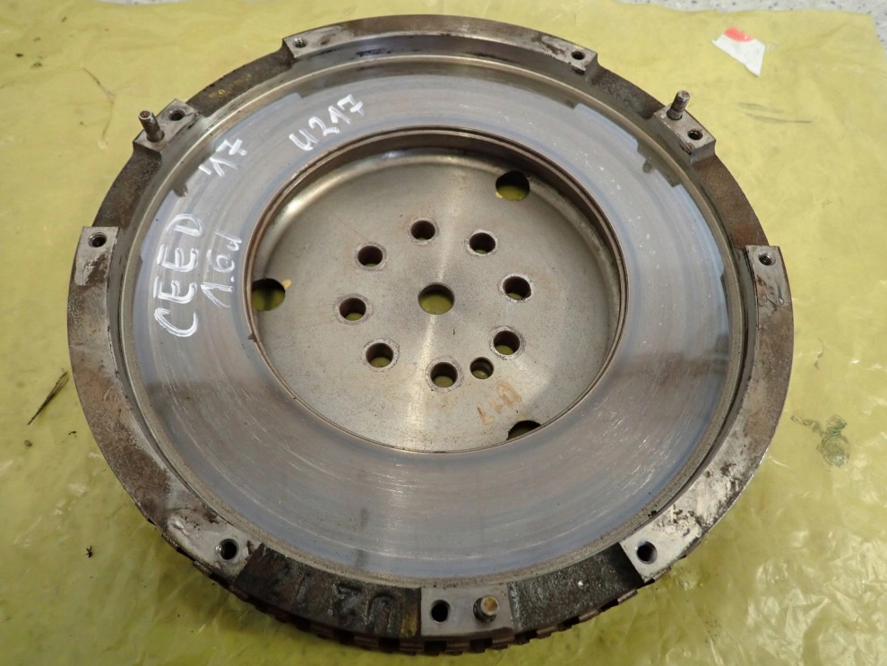 KIA CEED II HYUNDAI I30 II 1.6 CRDI 12-17 KOŁO ZAMACHOWE TARCZA DOCISK 9/12