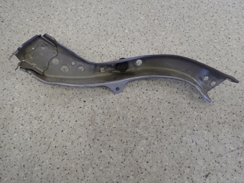 TOYOTA VERSO 09-13 OKULAR MOCOWANIE LAMPY PRZÓD PRAWY 8T4 2/3