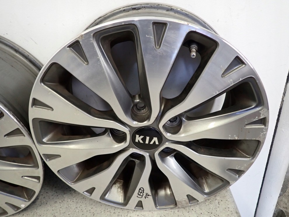 KIA CEED HYUNDAI I30 II II 12-17 FELGI ALUMINIOWE ALUFELGI 8/11