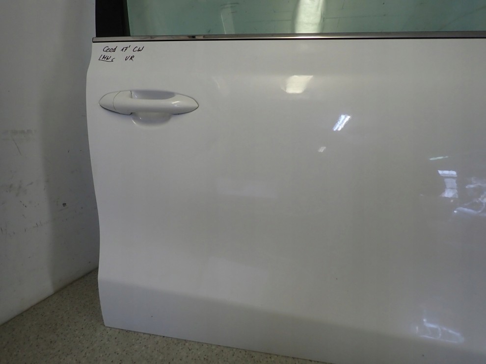 KIA CEED II KOMBI CW 12-17 DRZWI PRZEDNIE PRAWE HW 10/13