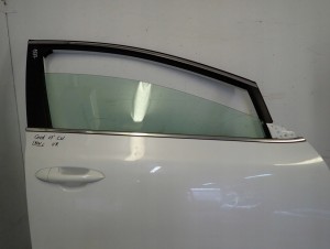 KIA CEED II KOMBI CW 12-17 DRZWI PRZEDNIE PRAWE HW 8/13 MINIATURA