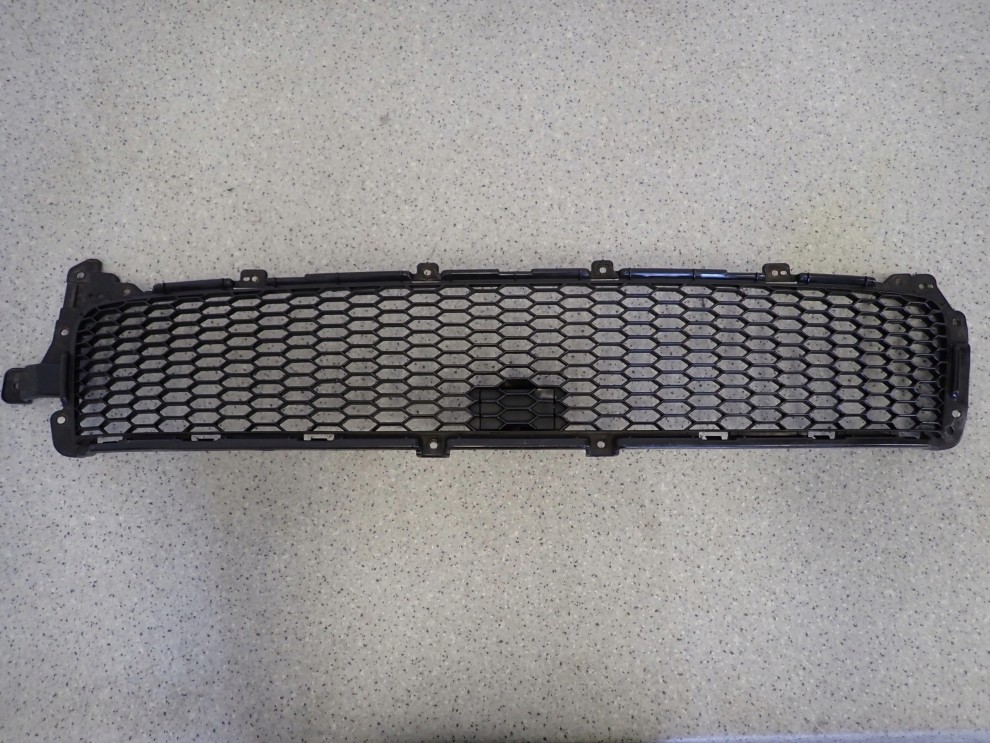 MITSUBISHI OUTLANDER II 10-12 ATRAPA DOLNA KRATKA 1/7