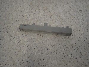 TOYOTA YARIS II 06-11 LAMPA TRZECI STOP DIODY 3/6 MINIATURA