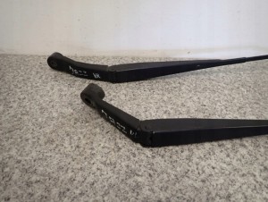 HONDA JAZZ 02-07 RAMIE WYCIERACZKI LEWE LUB PRAWE 3/5 MINIATURA