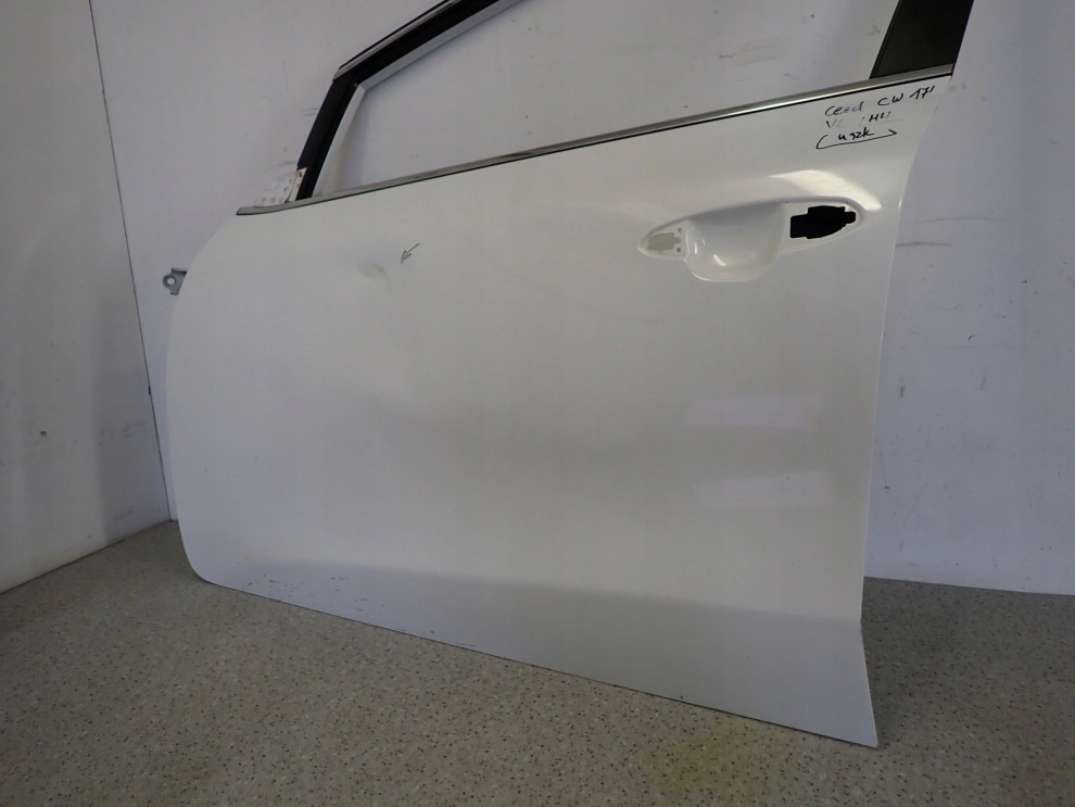 KIA CEED II KOMBI CW 12-17 DRZWI PRZEDNIE LEWE HW 2/13