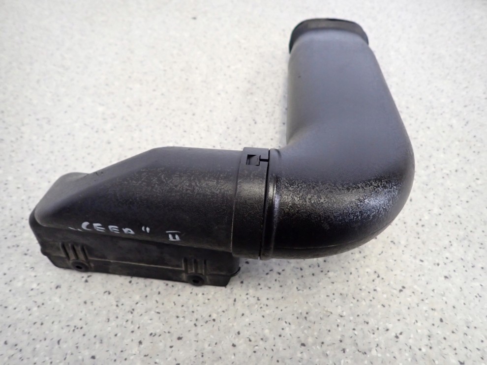 KIA CEED II 12-17 KIEROWNICA POWIETRZA PRZEWÓD ŁAPACZ 2/5