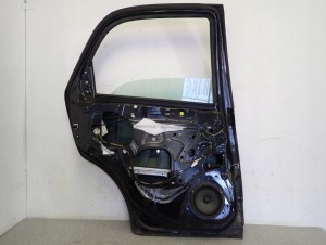SUZUKI SX4 06-12 DRZWI TYLNE LEWE ZCE 11/13 MINIATURA