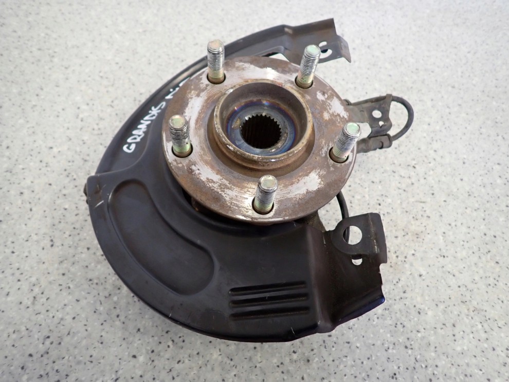 MITSUBISHI GRANDIS 2.0 DID ZWROTNICA PRZEDNIA PRAWA 2/6