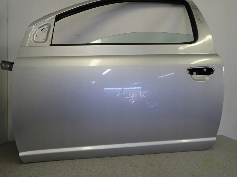 TOYOTA YARIS I 99- FR 3d DRZWI LEWE 1E7 8/10