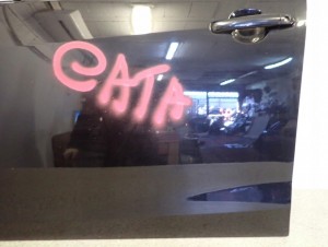 SUZUKI SPLASH 08-14 DRZWI PRZEDNIE LEWE ZCE 6/11 MINIATURA