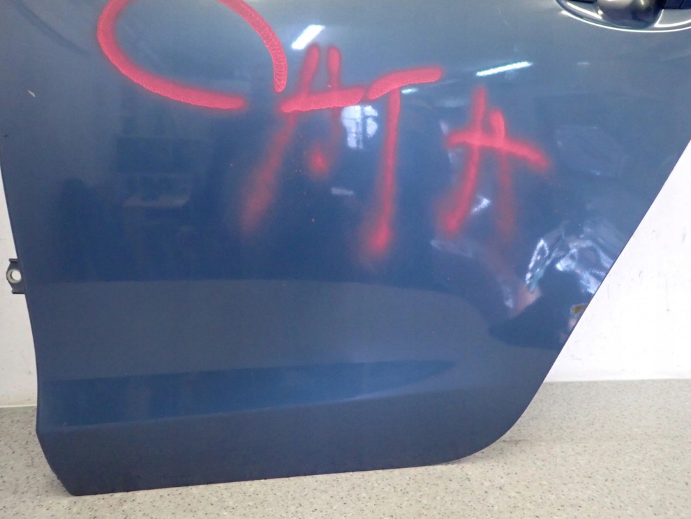 TOYOTA YARIS II 06-11 5d DRZWI TYLNE LEWE 8T1 7/13