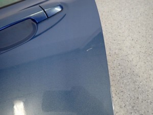 TOYOTA YARIS II 06-11 5d DRZWI TYLNE LEWE 8T1 11/13 MINIATURA